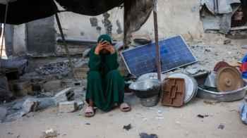 Crushing pain… Gaza breathes smoke and waits for the light