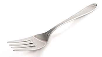 On the plane… man stabs two teens with a fork