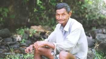 Vietnamese farmer lives 60 years without sleep, astonishes doctors