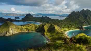 Search for missing tourist family after accident in Indonesia