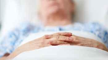 Elderly man kills  wife, leaves her in the front seat of his car