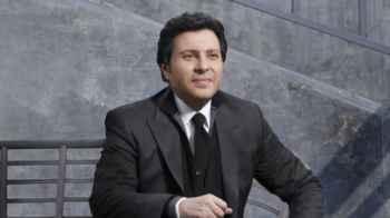 A sudden health setback postpones Hany Shaker's concert in Cairo