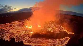 Lava fountains soar following volcanic eruption – Video