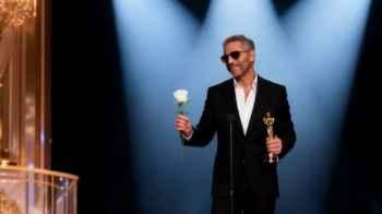 An emotional voice message ignites feelings… Fadl Shaker at the “Joy Awards” – Video
