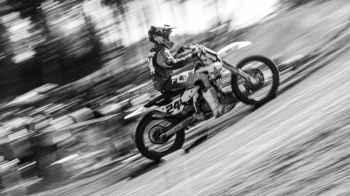 Video captures famous motorcyclists final moments in an incident