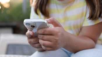 Portugal Approves Law Requiring Parental Consent for Children’s Use of Social Media