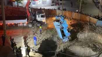 Hours of terror after a passenger bus falls into a deep pit