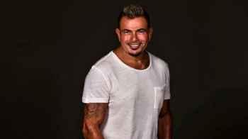 Amr Diab sparks a major surprise with his first-ever appearance alongside all of his children