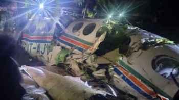 Air ambulance crashes and its passengers die in India – Video