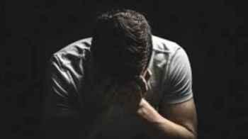 Death of a "graduate" young man sparks social media, father mourns him with tearful words - video