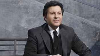 Medhat Saleh urges his fans to pray for Hany Shaker
