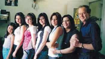 Death strikes Rawaa and Ruba Al-Saadi with the passing of their mother