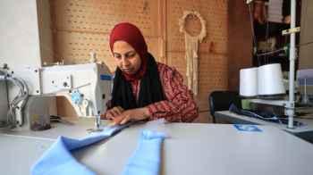 From the Heart of Displacement… A Palestinian Woman Fights the Harshness of War with "Thread and Needle"