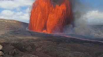 Kīlauea Volcano Erupts Lava Up to 400 Meters in the Air – Video