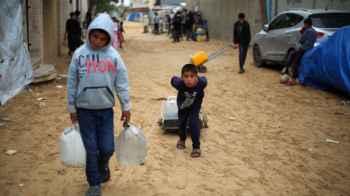 A drop of water… a miracle that saves what remains of life