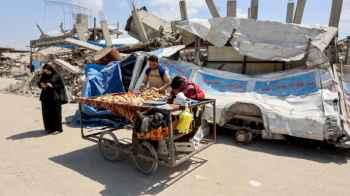 Here is Gaza… dreams are sold on the sidewalk of destruction
