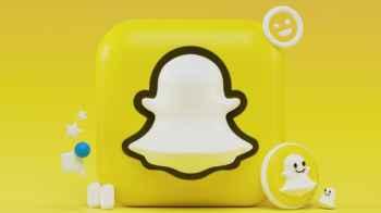 Snapchat integrates ads into chats through AI agents