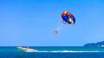 Video of woman parasailing goes viral after near-fatal incident in India